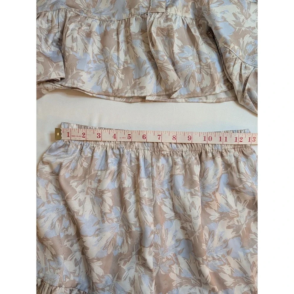 TCEC‎ Floral 2 Piece Set Womens Medium Blue Tan Peplum Top Ruffle Shorts CST1004